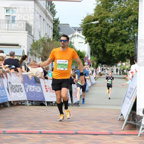 31.08.2025 - 21. Blankeneser Heldenlauf Strokosch-Dieckow http://msf.ph/oto/8655918 31.08.2025 10:58:59 Ziel 3295, 3426 meine-sportfotos.de