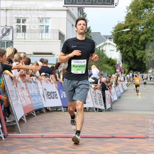 31.08.2025 - 21. Blankeneser Heldenlauf Strokosch-Dieckow http://msf.ph/oto/8655961 31.08.2025 10:58:49 Ziel 3077 meine-sportfotos.de