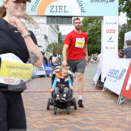 31.08.2025 - 21. Blankeneser Heldenlauf Strokosch-Dieckow http://msf.ph/oto/8655979 31.08.2025 10:32:04 Ziel 2679, 2678, 2222, 2567, 2734, 2735, 2105, 2228, 2501 meine-sportfotos.de