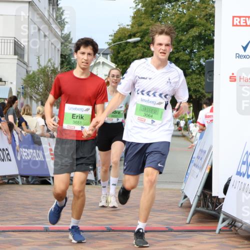 31.08.2025 - 21. Blankeneser Heldenlauf Strokosch-Dieckow http://msf.ph/oto/8656059 31.08.2025 10:58:35 Ziel 3064, 3651, 3457 meine-sportfotos.de