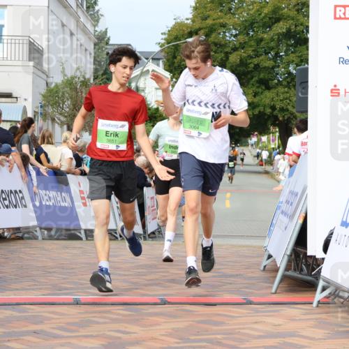 31.08.2025 - 21. Blankeneser Heldenlauf Strokosch-Dieckow http://msf.ph/oto/8656106 31.08.2025 10:58:35 Ziel 3064, 3651, 3457 meine-sportfotos.de