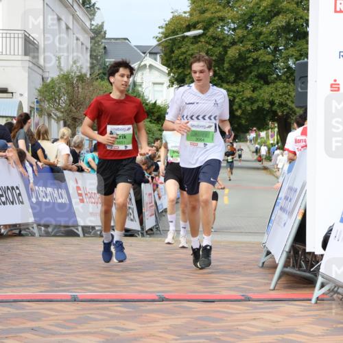 31.08.2025 - 21. Blankeneser Heldenlauf Strokosch-Dieckow http://msf.ph/oto/8656147 31.08.2025 10:58:34 Ziel 3064, 3651, 3457 meine-sportfotos.de