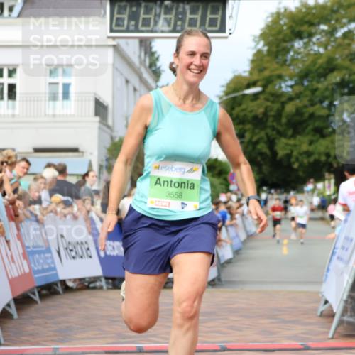 31.08.2025 - 21. Blankeneser Heldenlauf Strokosch-Dieckow http://msf.ph/oto/8656174 31.08.2025 10:58:25 Ziel 3558 meine-sportfotos.de