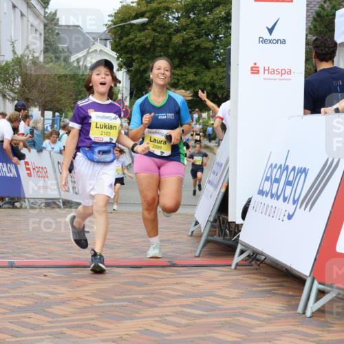 31.08.2025 - 21. Blankeneser Heldenlauf Strokosch-Dieckow http://msf.ph/oto/8656267 31.08.2025 10:31:17 Ziel 2437, 2324, 2551, 2121, 2307, 2649, 2647, 2399, 2103 meine-sportfotos.de