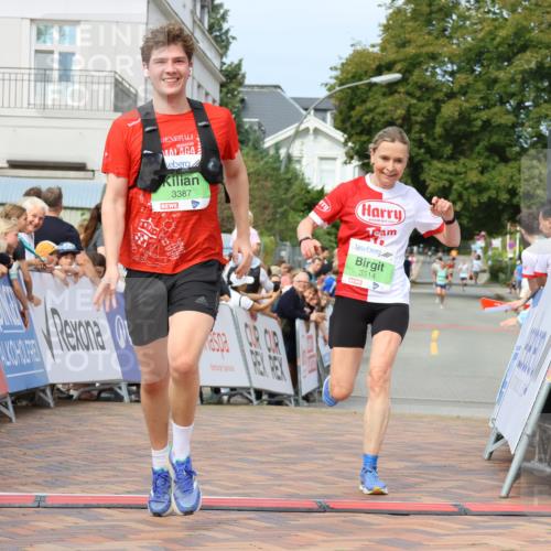 31.08.2025 - 21. Blankeneser Heldenlauf Strokosch-Dieckow http://msf.ph/oto/8656275 31.08.2025 10:58:08 Ziel 3389, 3514, 3425, 3387 meine-sportfotos.de