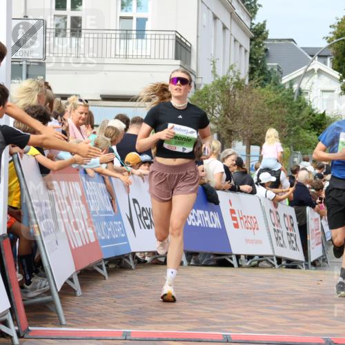 31.08.2025 - 21. Blankeneser Heldenlauf Strokosch-Dieckow http://msf.ph/oto/8656358 31.08.2025 10:58:02 Ziel 3389, 3460, 3425 meine-sportfotos.de