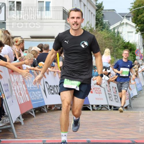 31.08.2025 - 21. Blankeneser Heldenlauf Strokosch-Dieckow http://msf.ph/oto/8656503 31.08.2025 10:57:48 Ziel 3559, 3421, 3539 meine-sportfotos.de