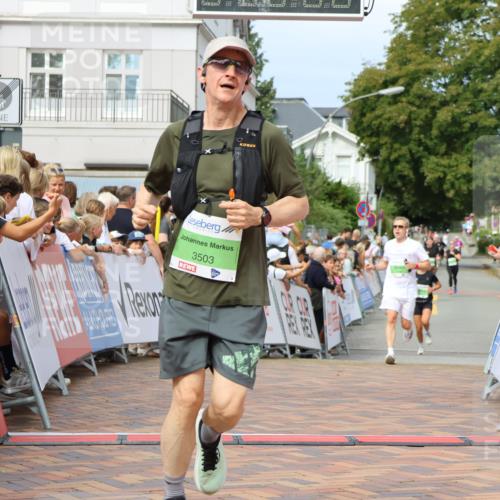 31.08.2025 - 21. Blankeneser Heldenlauf Strokosch-Dieckow http://msf.ph/oto/8656637 31.08.2025 10:57:24 Ziel 3499, 3503 meine-sportfotos.de