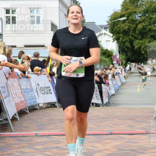 31.08.2025 - 21. Blankeneser Heldenlauf Strokosch-Dieckow http://msf.ph/oto/8656673 31.08.2025 10:57:13 Ziel 2167, 3502, 3194 meine-sportfotos.de