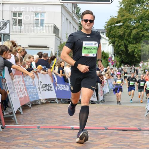 31.08.2025 - 21. Blankeneser Heldenlauf Strokosch-Dieckow http://msf.ph/oto/8656753 31.08.2025 10:56:59 Ziel 3419, 3385, 3117, 3157 meine-sportfotos.de