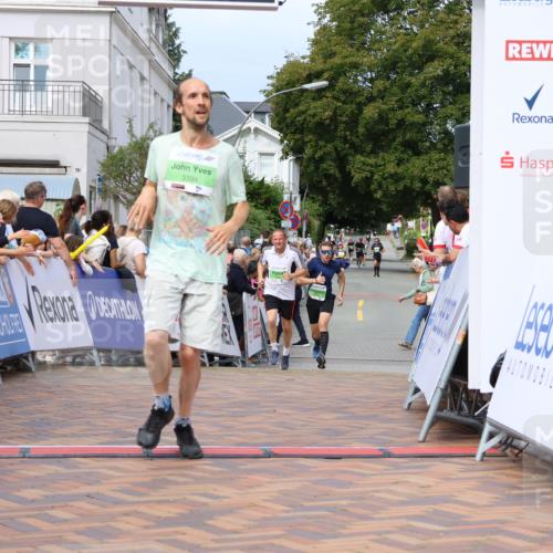 31.08.2025 - 21. Blankeneser Heldenlauf Strokosch-Dieckow http://msf.ph/oto/8656804 31.08.2025 10:56:38 Ziel 3378, 3399, 3704, 3394, 3086 meine-sportfotos.de