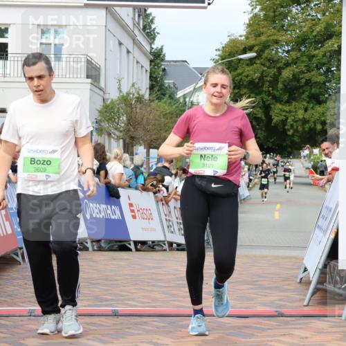 31.08.2025 - 21. Blankeneser Heldenlauf Strokosch-Dieckow http://msf.ph/oto/8656910 31.08.2025 10:56:19 Ziel 3609, 3083, 3121 meine-sportfotos.de