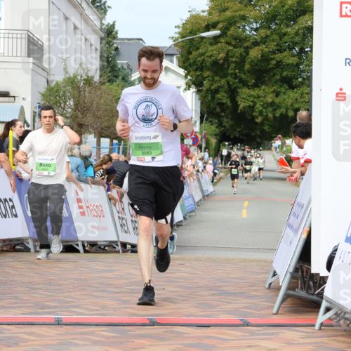 31.08.2025 - 21. Blankeneser Heldenlauf Strokosch-Dieckow http://msf.ph/oto/8656945 31.08.2025 10:56:17 Ziel 2191, 2375, 3609, 3083, 3121 meine-sportfotos.de