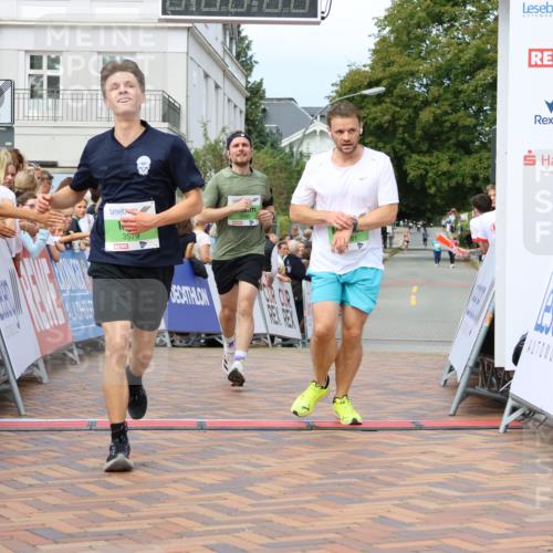 31.08.2025 - 21. Blankeneser Heldenlauf Strokosch-Dieckow http://msf.ph/oto/8657230 31.08.2025 10:55:26 Ziel 3579, 3590, 3181 meine-sportfotos.de