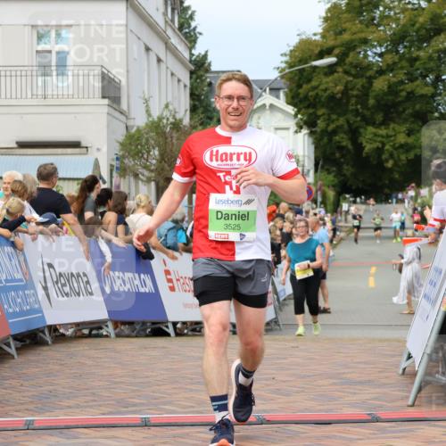 31.08.2025 - 21. Blankeneser Heldenlauf Strokosch-Dieckow http://msf.ph/oto/8657344 31.08.2025 10:55:06 Ziel 3342, 3525 meine-sportfotos.de