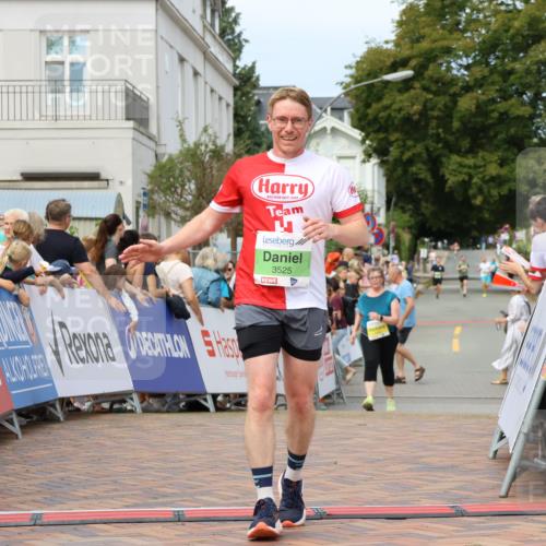 31.08.2025 - 21. Blankeneser Heldenlauf Strokosch-Dieckow http://msf.ph/oto/8657353 31.08.2025 10:55:06 Ziel 3342, 3525 meine-sportfotos.de