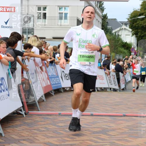31.08.2025 - 21. Blankeneser Heldenlauf Strokosch-Dieckow http://msf.ph/oto/8657369 31.08.2025 10:55:01 Ziel 3342, 3614, 3615, 3283, 3395, 3525 meine-sportfotos.de