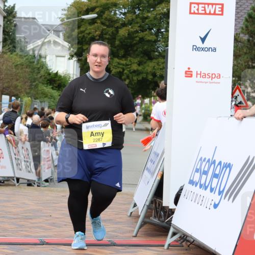 31.08.2025 - 21. Blankeneser Heldenlauf Strokosch-Dieckow http://msf.ph/oto/8657589 31.08.2025 10:54:33 Ziel 2287, 3488, 3332 meine-sportfotos.de