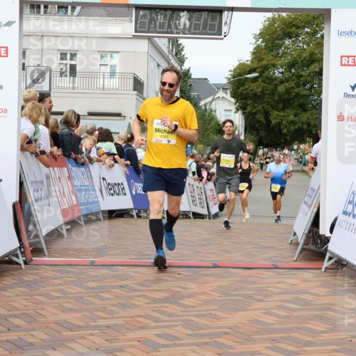 31.08.2025 - 21. Blankeneser Heldenlauf Strokosch-Dieckow http://msf.ph/oto/8657694 31.08.2025 10:28:37 Ziel 2173, 2727, 2351, 2687 meine-sportfotos.de