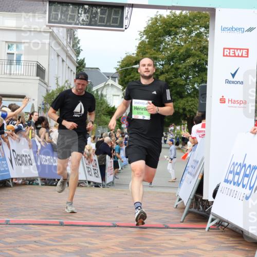 31.08.2025 - 21. Blankeneser Heldenlauf Strokosch-Dieckow http://msf.ph/oto/8657819 31.08.2025 10:53:37 Ziel 3501, 3234 meine-sportfotos.de