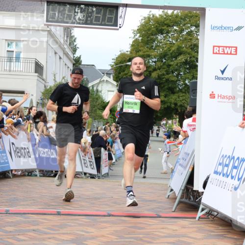 31.08.2025 - 21. Blankeneser Heldenlauf Strokosch-Dieckow http://msf.ph/oto/8657824 31.08.2025 10:53:37 Ziel 3501, 3234 meine-sportfotos.de