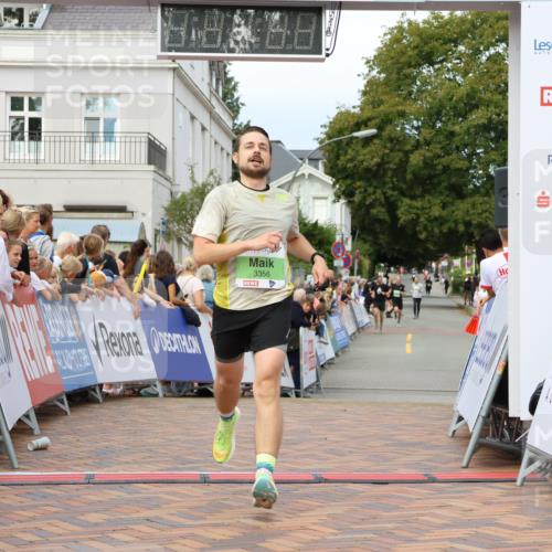 31.08.2025 - 21. Blankeneser Heldenlauf Strokosch-Dieckow http://msf.ph/oto/8657846 31.08.2025 10:53:26 Ziel 3356, 3371 meine-sportfotos.de