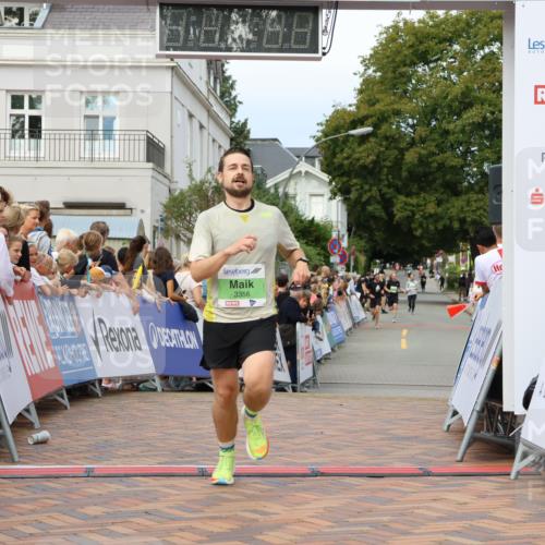 31.08.2025 - 21. Blankeneser Heldenlauf Strokosch-Dieckow http://msf.ph/oto/8657854 31.08.2025 10:53:25 Ziel 3356, 3371, 3272 meine-sportfotos.de