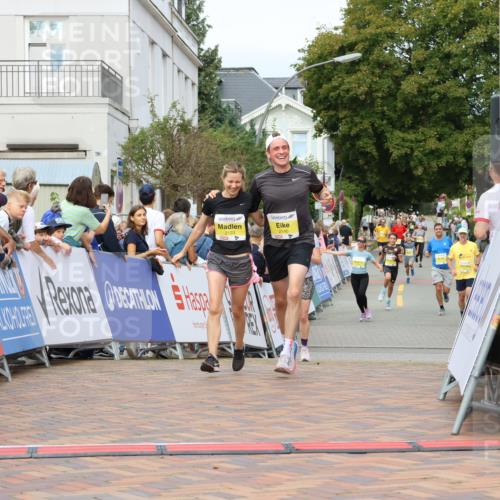 31.08.2025 - 21. Blankeneser Heldenlauf Strokosch-Dieckow http://msf.ph/oto/8657892 31.08.2025 10:28:13 Ziel 2348, 2140, 2133, 2261 meine-sportfotos.de