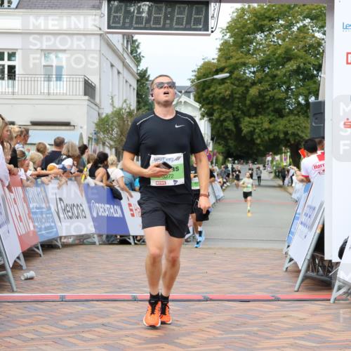 31.08.2025 - 21. Blankeneser Heldenlauf Strokosch-Dieckow http://msf.ph/oto/8657913 31.08.2025 10:53:18 Ziel 3371, 3636, 3272 meine-sportfotos.de