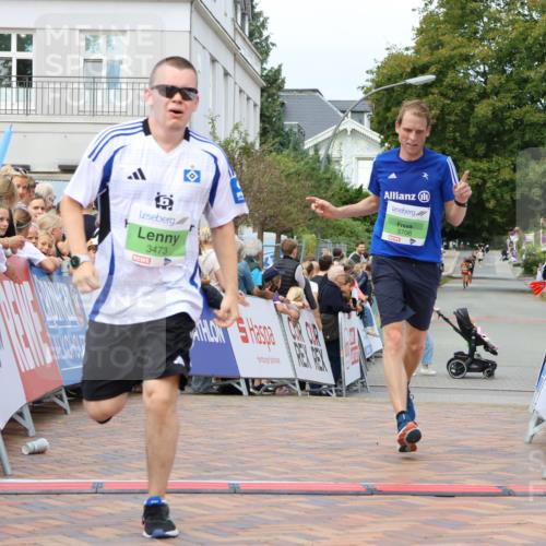 31.08.2025 - 21. Blankeneser Heldenlauf Strokosch-Dieckow http://msf.ph/oto/8658008 31.08.2025 10:52:49 Ziel 3706, 3473 meine-sportfotos.de