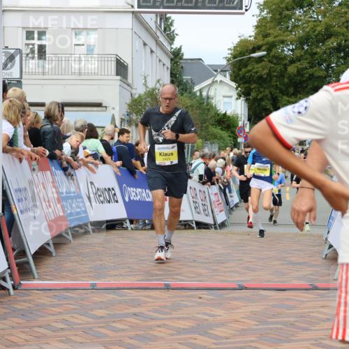 31.08.2025 - 21. Blankeneser Heldenlauf Strokosch-Dieckow http://msf.ph/oto/8658108 31.08.2025 10:27:47 Ziel 2577, 2425, 2402, 2080 meine-sportfotos.de