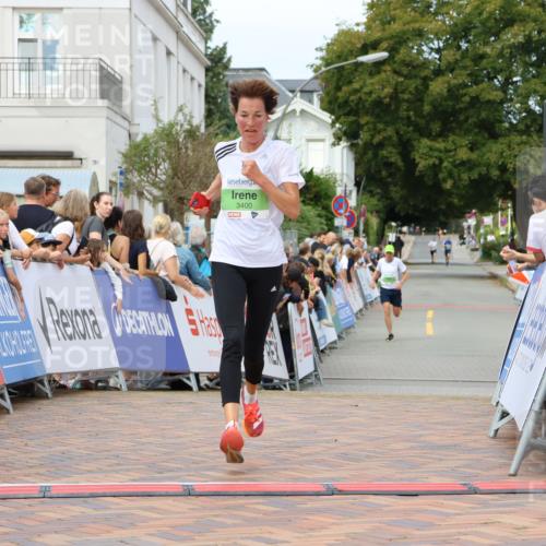 31.08.2025 - 21. Blankeneser Heldenlauf Strokosch-Dieckow http://msf.ph/oto/8658152 31.08.2025 10:52:20 Ziel 3400 meine-sportfotos.de