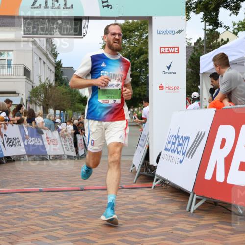 31.08.2025 - 21. Blankeneser Heldenlauf Strokosch-Dieckow http://msf.ph/oto/8658232 31.08.2025 10:51:45 Ziel 3627, 3021 meine-sportfotos.de