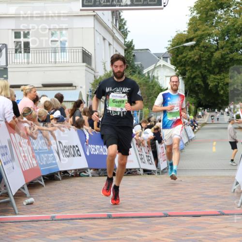 31.08.2025 - 21. Blankeneser Heldenlauf Strokosch-Dieckow http://msf.ph/oto/8658291 31.08.2025 10:51:43 Ziel 3627, 3021 meine-sportfotos.de