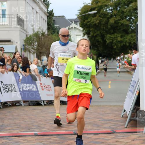 31.08.2025 - 21. Blankeneser Heldenlauf Strokosch-Dieckow http://msf.ph/oto/8658351 31.08.2025 10:51:30 Ziel 2187, 3580, 3030 meine-sportfotos.de