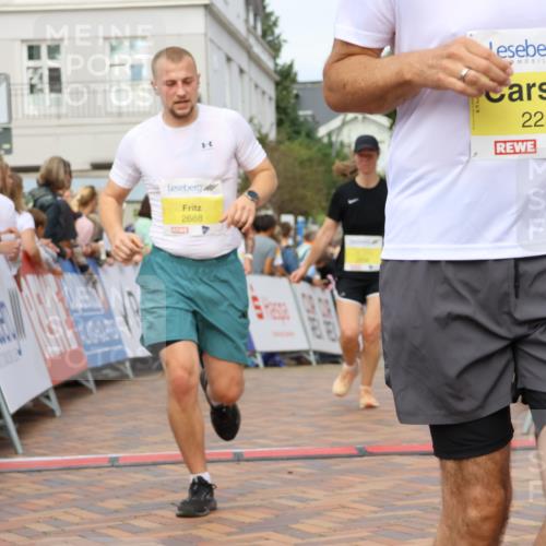 31.08.2025 - 21. Blankeneser Heldenlauf Strokosch-Dieckow http://msf.ph/oto/8658525 31.08.2025 10:26:35 Ziel 2706, 2254, 2497, 2648, 2688, 2007, 2487, 2296 meine-sportfotos.de