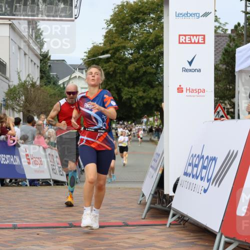 31.08.2025 - 21. Blankeneser Heldenlauf Strokosch-Dieckow http://msf.ph/oto/8658659 31.08.2025 10:26:13 Ziel 2736, 2777, 2046, 2671, 2564, 2447 meine-sportfotos.de