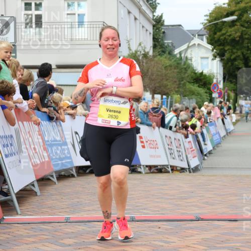 31.08.2025 - 21. Blankeneser Heldenlauf Strokosch-Dieckow http://msf.ph/oto/8658764 31.08.2025 10:34:13 Ziel 2724, 2630, 2171 meine-sportfotos.de