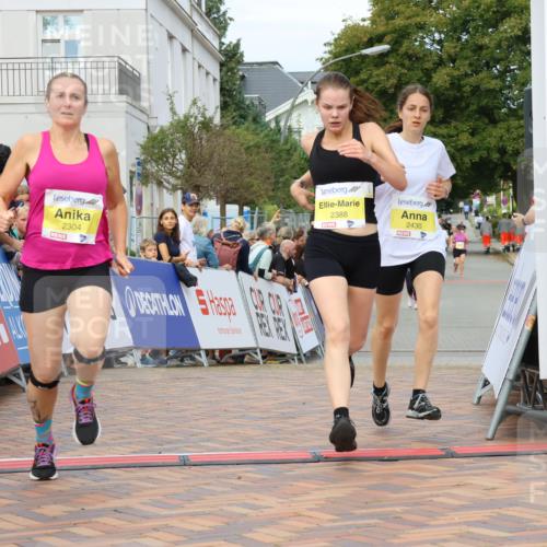 31.08.2025 - 21. Blankeneser Heldenlauf Strokosch-Dieckow http://msf.ph/oto/8658909 31.08.2025 10:33:14 Ziel 2304, 2433, 2388, 2430 meine-sportfotos.de