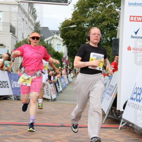 31.08.2025 - 21. Blankeneser Heldenlauf Strokosch-Dieckow http://msf.ph/oto/8658942 31.08.2025 10:33:03 Ziel 2104, 2129, 2130, 2128, 2122, 2337, 2695, 2694, 2464, 2658 meine-sportfotos.de