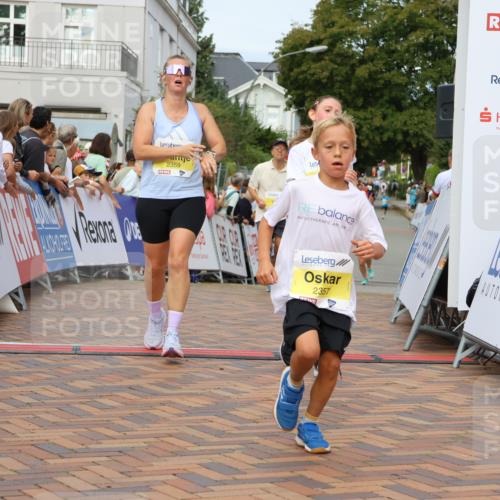 31.08.2025 - 21. Blankeneser Heldenlauf Strokosch-Dieckow http://msf.ph/oto/8658954 31.08.2025 10:25:10 Ziel 2641, 2357, 2183, 2717, 2285, 2286, 2331, 2053, 2359, 2661 meine-sportfotos.de