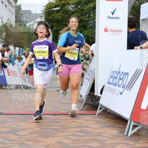 31.08.2025 - 21. Blankeneser Heldenlauf Strokosch-Dieckow http://msf.ph/oto/8659171 31.08.2025 10:31:17 Ziel 2437, 2324, 2551, 2121, 2307, 2649, 2647, 2399, 2103 meine-sportfotos.de