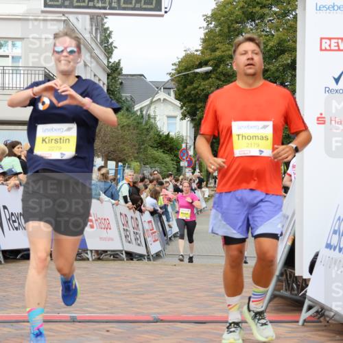 31.08.2025 - 21. Blankeneser Heldenlauf Strokosch-Dieckow http://msf.ph/oto/8659305 31.08.2025 10:30:46 Ziel 2179, 2279, 2102 meine-sportfotos.de