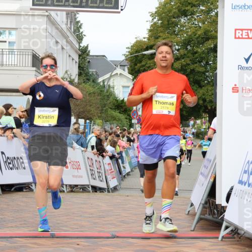 31.08.2025 - 21. Blankeneser Heldenlauf Strokosch-Dieckow http://msf.ph/oto/8659325 31.08.2025 10:30:45 Ziel 2179, 2279, 2102 meine-sportfotos.de