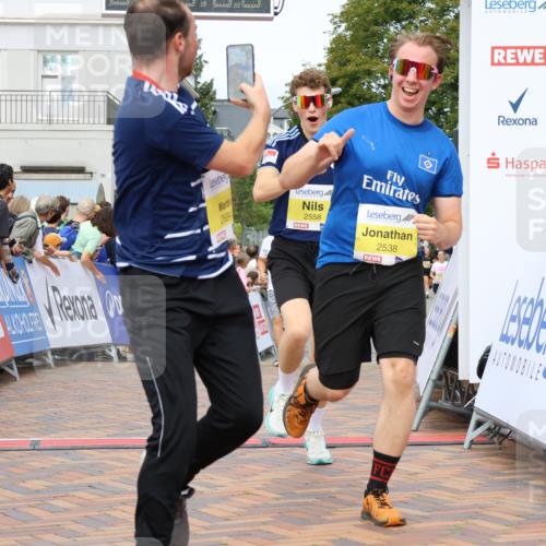 31.08.2025 - 21. Blankeneser Heldenlauf Strokosch-Dieckow http://msf.ph/oto/8659547 31.08.2025 10:29:33 Ziel 2578, 2614, 2615, 2684, 2538, 2558, 2277 meine-sportfotos.de