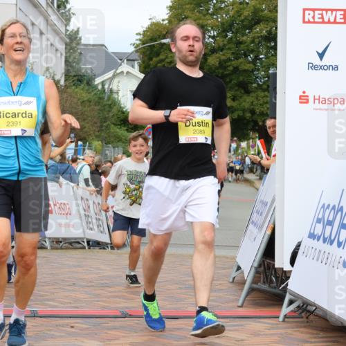 31.08.2025 - 21. Blankeneser Heldenlauf Strokosch-Dieckow http://msf.ph/oto/8659613 31.08.2025 10:29:09 Ziel 2246, 2035, 2457, 2212, 2230, 2391, 2091, 2089 meine-sportfotos.de