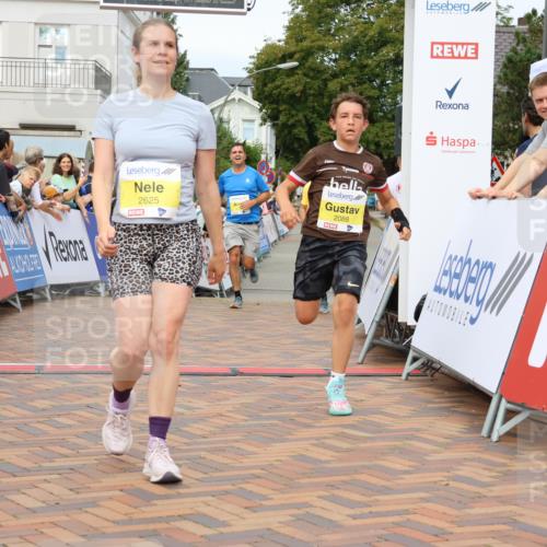 31.08.2025 - 21. Blankeneser Heldenlauf Strokosch-Dieckow http://msf.ph/oto/8659805 31.08.2025 10:28:20 Ziel 2140, 2133, 2625, 2431, 2088, 2052, 2531 meine-sportfotos.de
