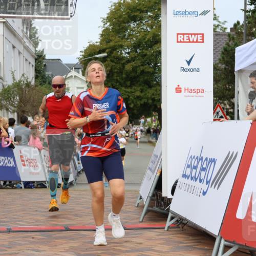 31.08.2025 - 21. Blankeneser Heldenlauf Strokosch-Dieckow http://msf.ph/oto/8660239 31.08.2025 10:26:13 Ziel 2736, 2777, 2046, 2671, 2564, 2447 meine-sportfotos.de