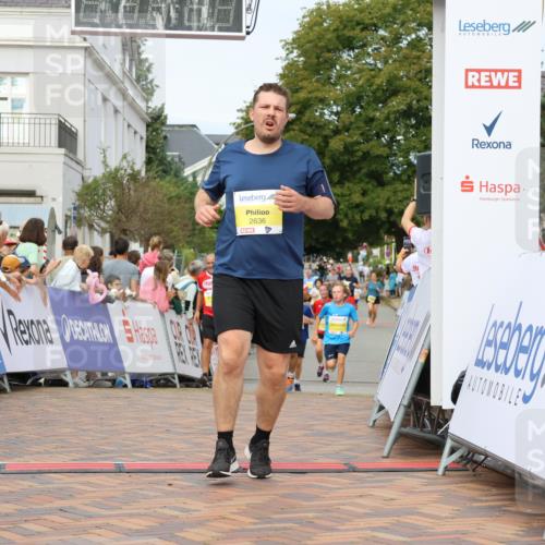 31.08.2025 - 21. Blankeneser Heldenlauf Strokosch-Dieckow http://msf.ph/oto/8660411 31.08.2025 10:25:22 Ziel 2541, 2636, 2383, 2367, 2504 meine-sportfotos.de
