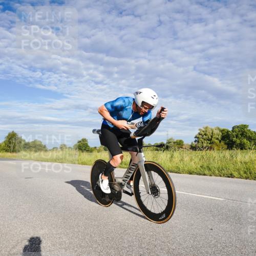 31.08.2025 - Elbe Triathlon Hamburg Michael Burmester http://msf.ph/oto/8660505 31.08.2025 08:38:55 Radfahren 223 meine-sportfotos.de